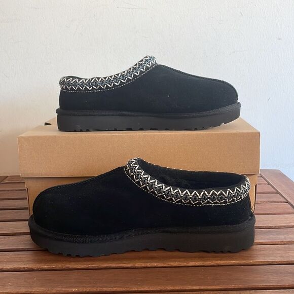 UGG Tasman Slipper Black USA Women Size 9/UK 7/EU 40 - Picture 3 of 17